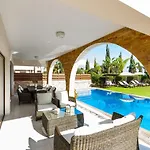 Villa Sea Front Oceanus H2 By Ezoria