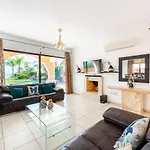 Sea Front Oceanus H2 By Ezoria Villa