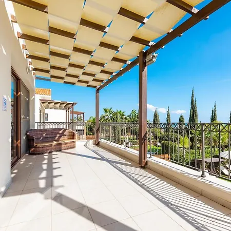 Villa Sea Front Oceanus H2 By Ezoria *