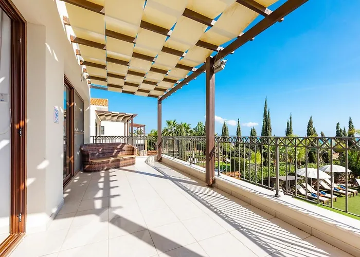 Villa Sea Front Oceanus H2 By Ezoria *