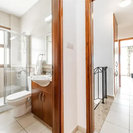 Sea Front Oceanus H2 By Ezoria איה נאפה