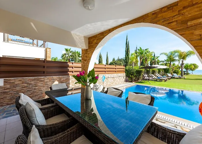 Sea Front Oceanus H2 By Ezoria Villa Ayia Napa