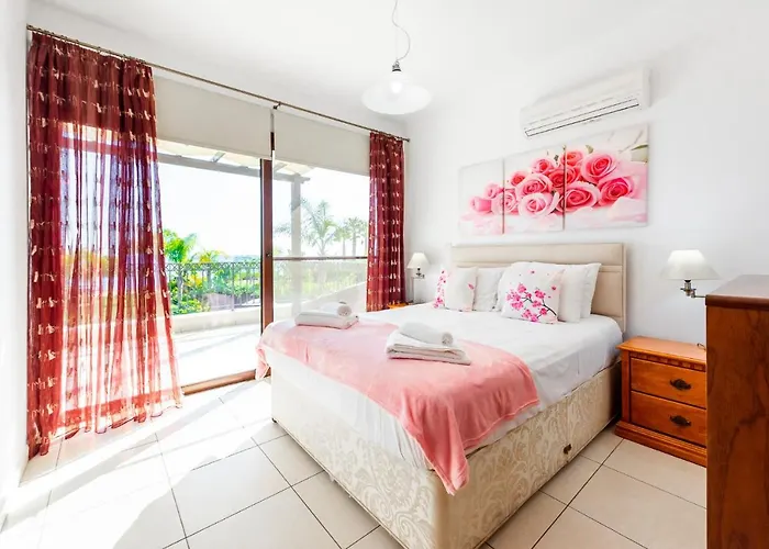 Sea Front Oceanus H2 By Ezoria Ayia Napa