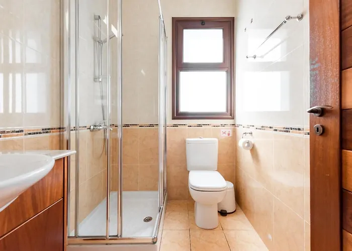 Villa Sea Front Oceanus H2 By Ezoria *