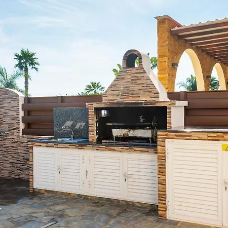 Villa Sea Front Oceanus H2 By Ezoria *