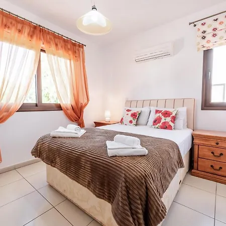 Sea Front Oceanus H2 By Ezoria Villa Agia Napa