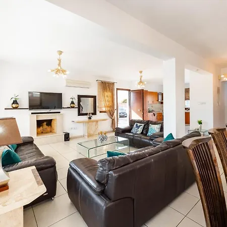 Villa Sea Front Oceanus H2 By Ezoria Agia Napa