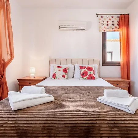 Villa Sea Front Oceanus H2 By Ezoria Ayia Napa